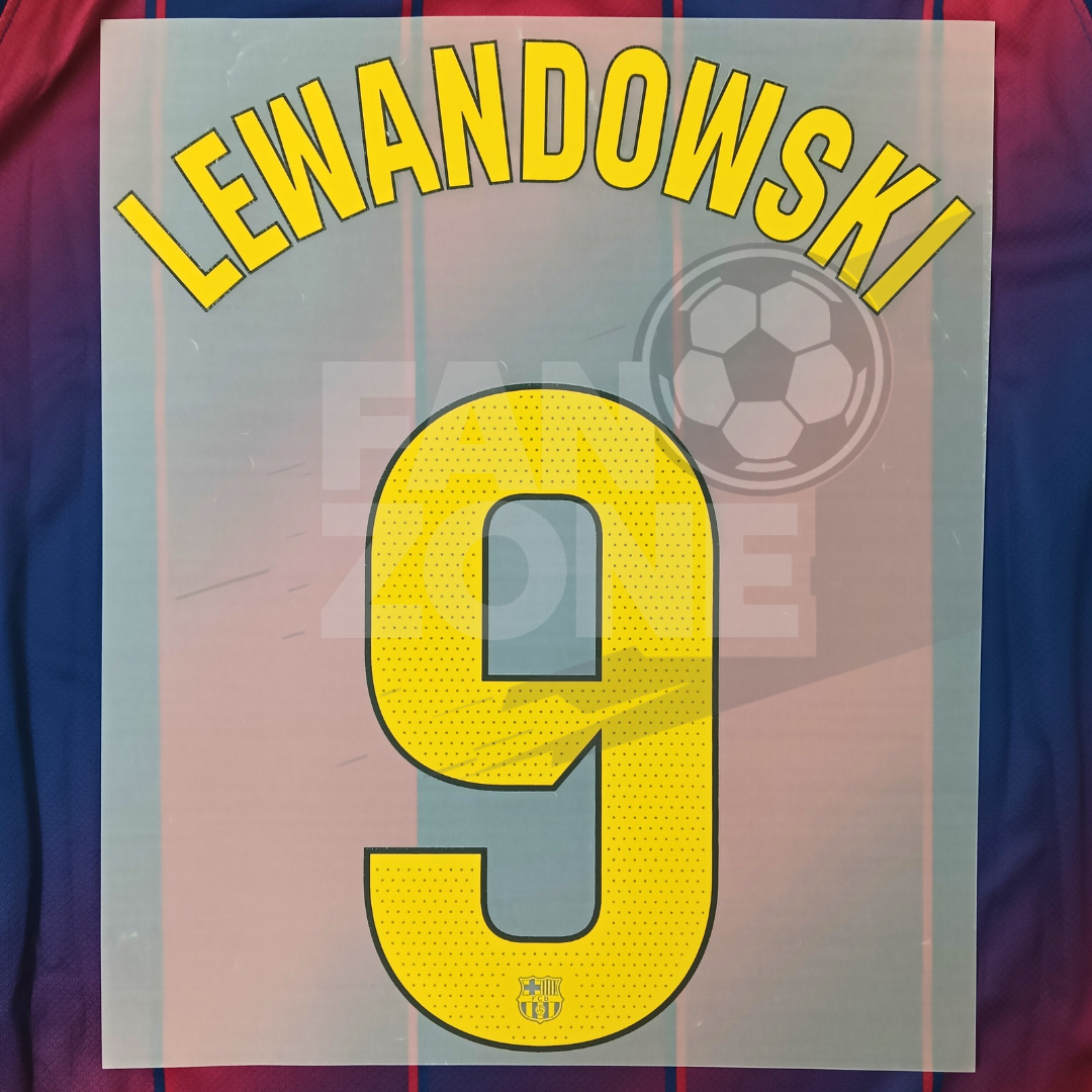 LEWANDOWSKI 9 Home nameset for La Liga 25/26 authentic player issue