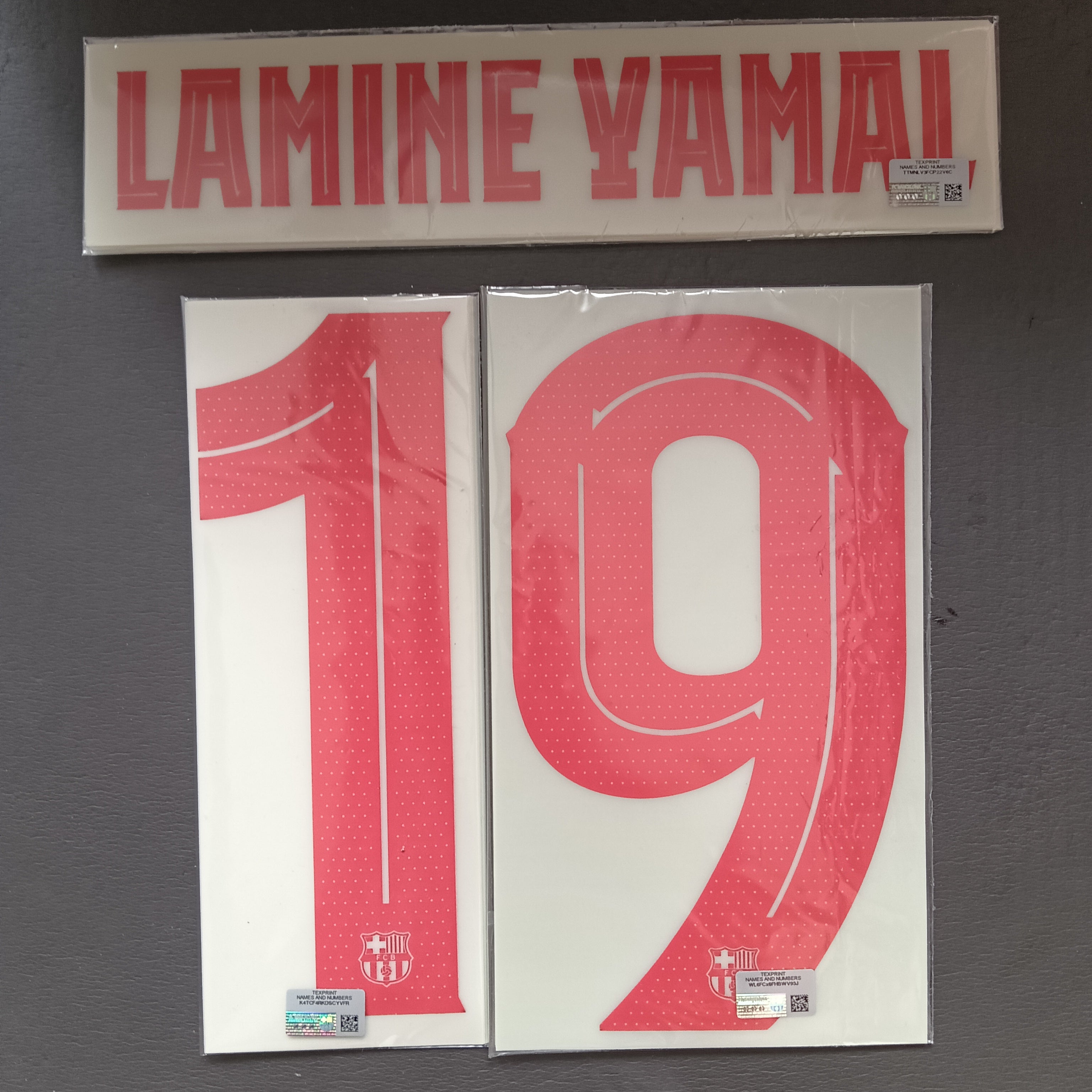 LAMINE YAMAL #19 name & number Champions League– FC Barcelona away  2024/25| player issue Stahls TPT