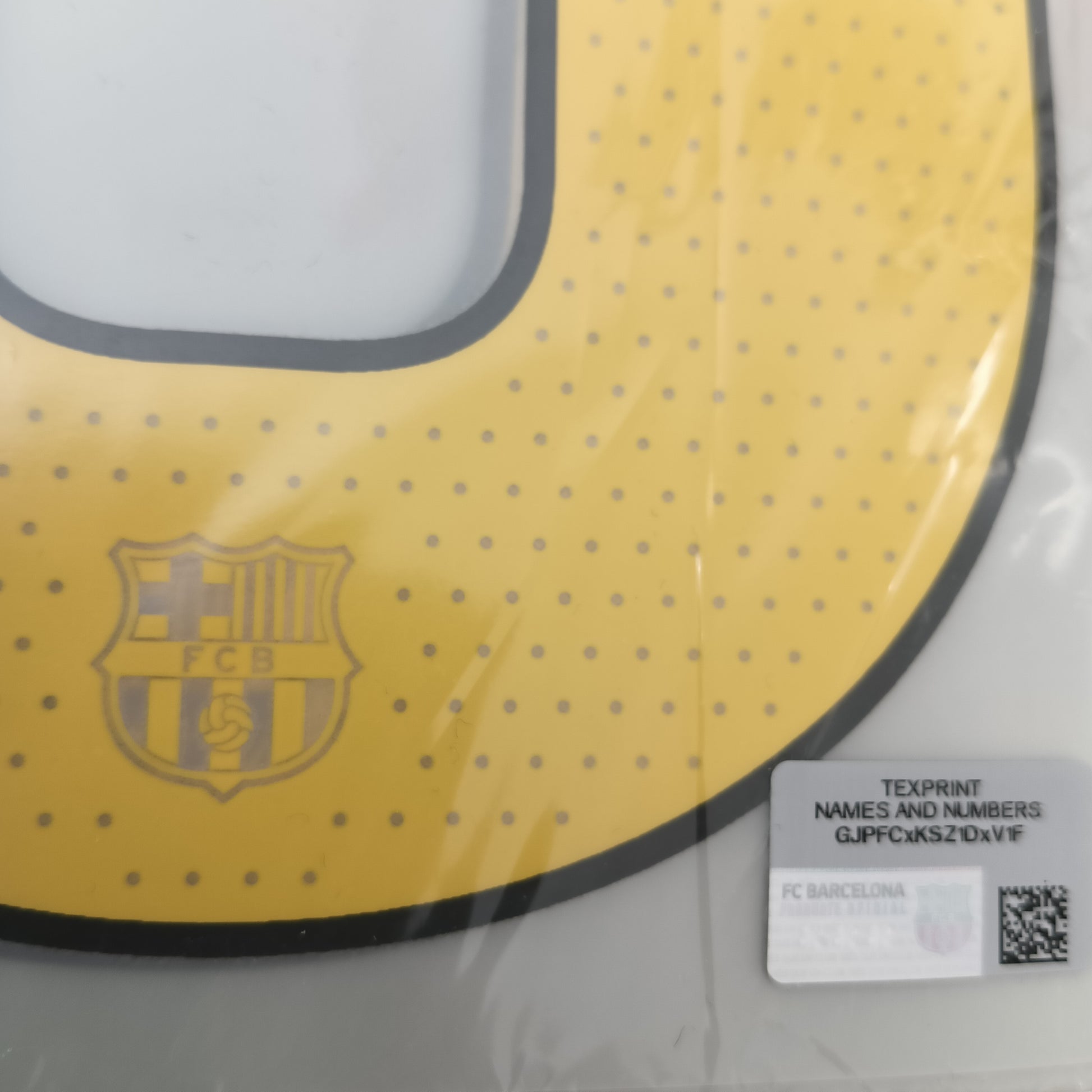 LEWANDOWSKI 9 Home nameset for La Liga 25/26 authentic player issue