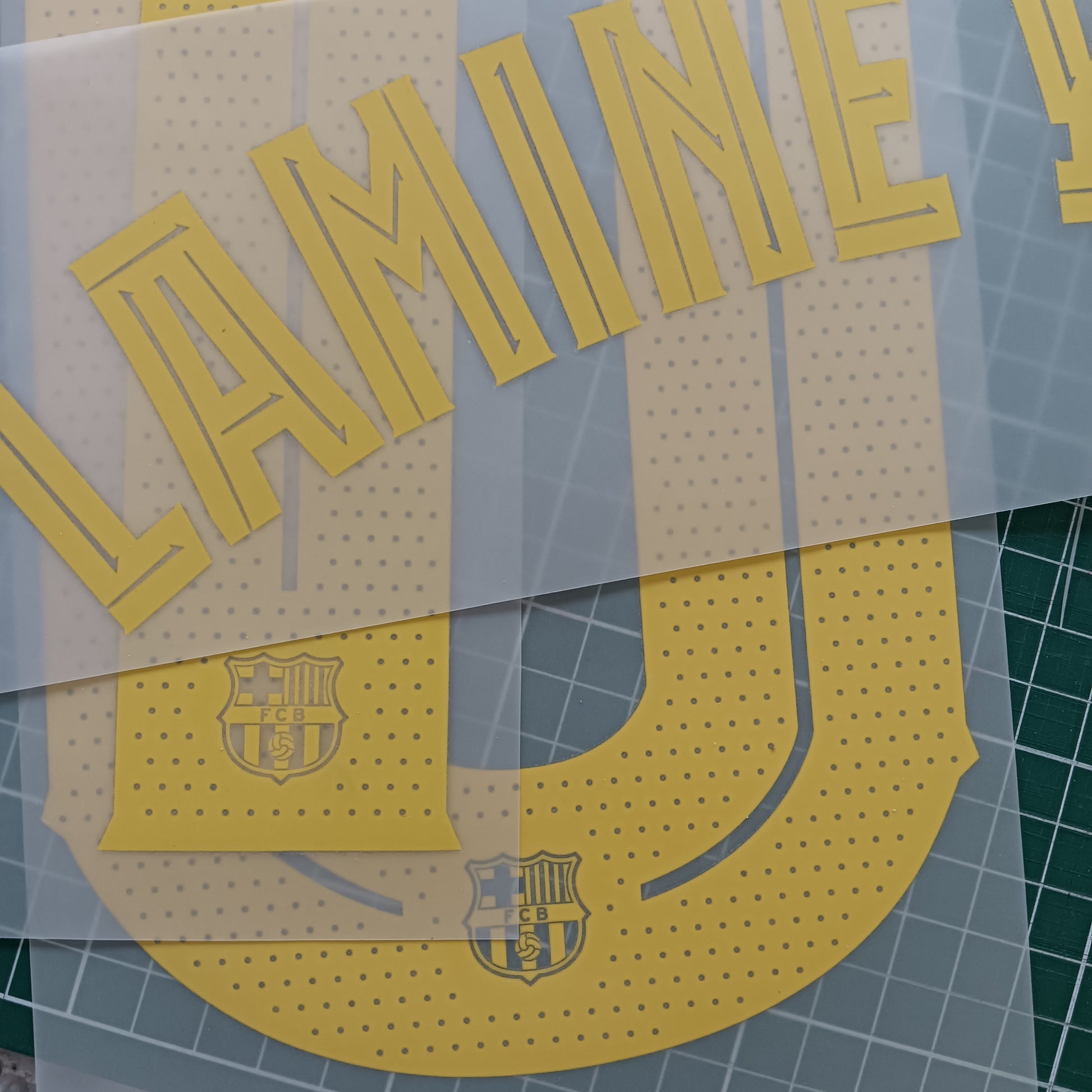 LAMINE YAMAL 10 FC Barcelona Home champions League cup Nameset Player issue 25/26 home
