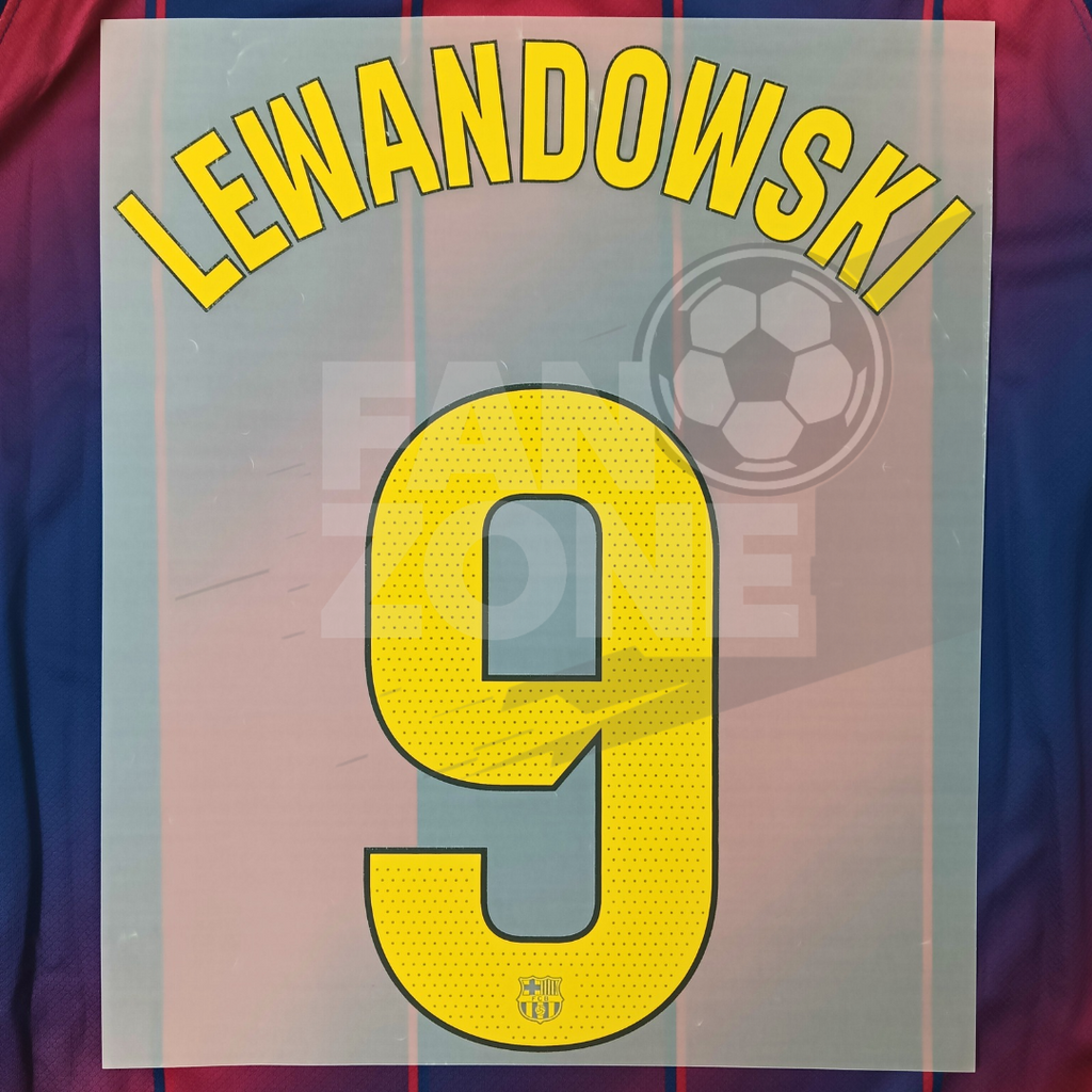 LEWANDOWSKI 9 Home nameset for La Liga 25/26 authentic player issue